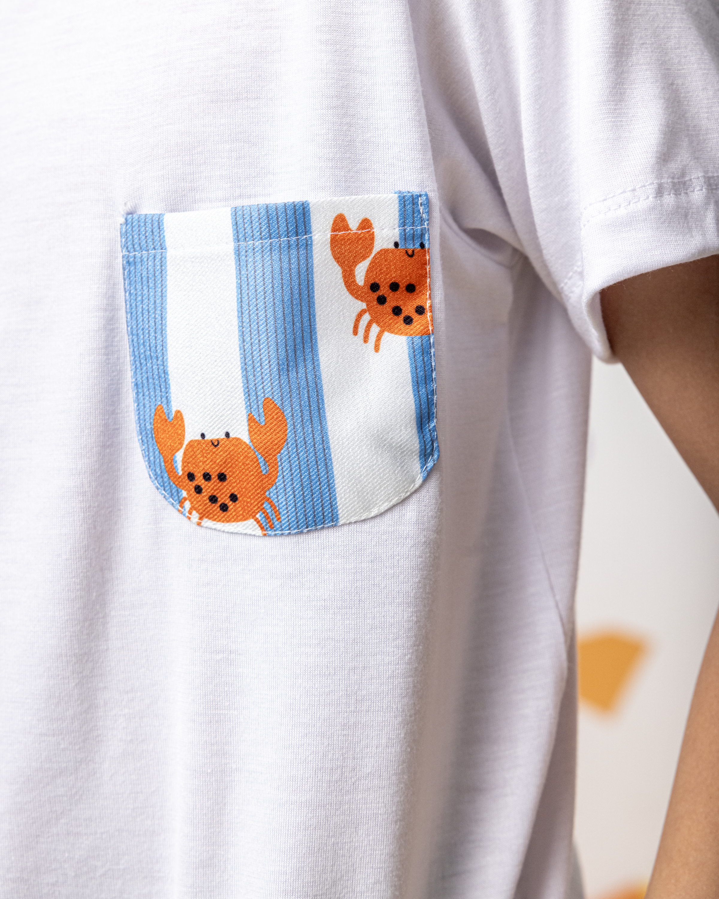 Cotton T-Shirt with Crab Pocket