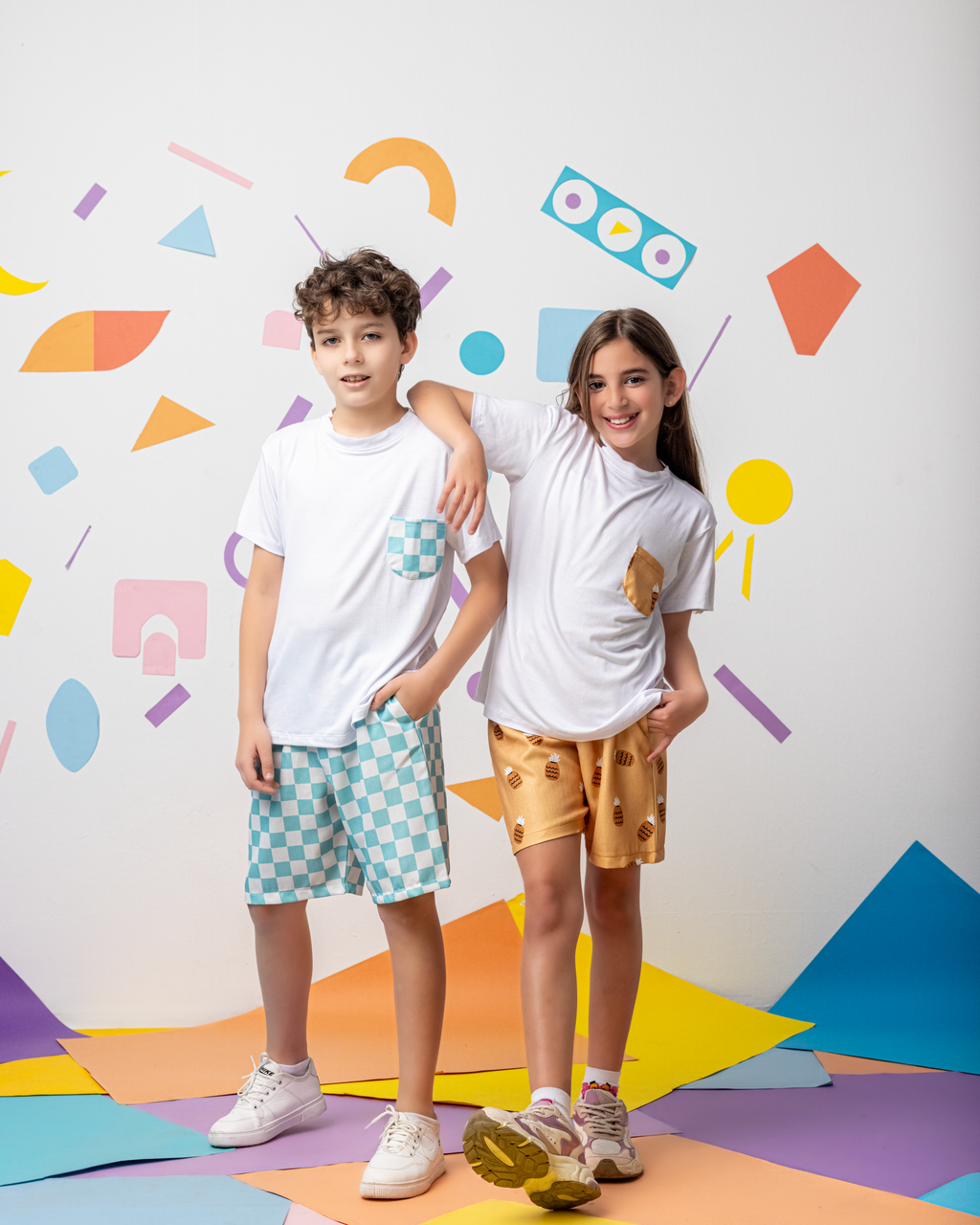 Cotton T-Shirt with Yellow Pineapple Pocket